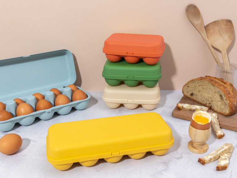 Boîtes à Oeufs avec oeufs et ustensils en bois - Prix des Collections Jardin -Grand Beau