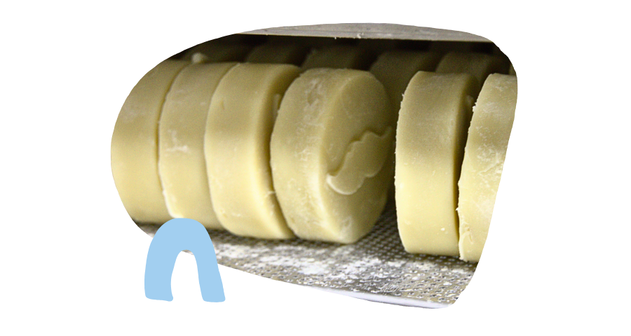 Rang de savon de rasage - Huilerie Savonnerie de Bretagne - Grand Beau