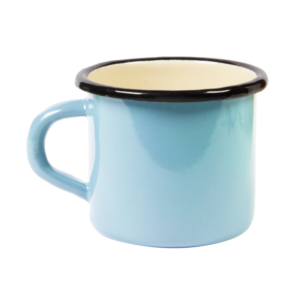 Tasse en fer émaillé
